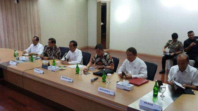 Presiden Jokowi di PLN