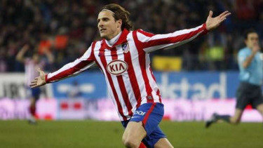 Diego Forlan saat membela Atletico Madrid