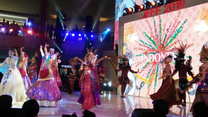 Pembukaan Jakarta Fashion and Food Festival (JFFF) 2019.