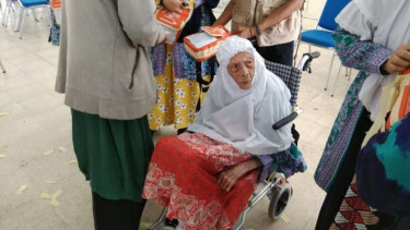 Nenek Siti Hawariyah Utuh Hasan (92), jemaah tertua di Kalimantan Selatan