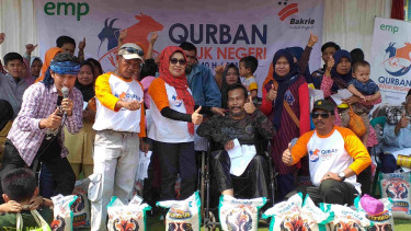Bakrie Amanah melaksanakan Qurban untuk Negeri.
