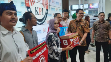 Penyerahan petisi tolak KPI Awasi YouTube dan Netflix