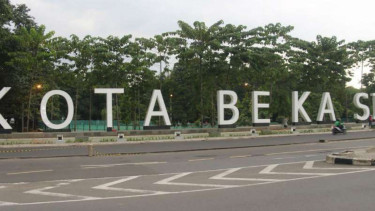 Salah satu ruas jalan di Kota Bekasi, Jawa Barat.