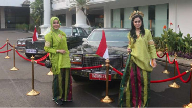Mobil Dinas Presiden pada HUT RI ke-74