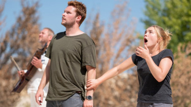 Film Midsommar batal tayang di Indonesia sesuai jadwal dan belum diketahui apa alasannya.