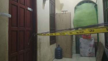 Indekos penyerang anggota Polsek Wonokromo digeledah tim Densus di Sidosermo