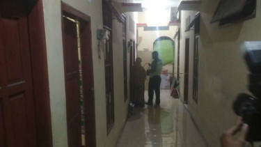 Tim Densus Geledah Indekos Penyerang Polsek Wonokromo Surabaya