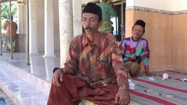 Ibrahim, Paman Iman Wahyudi pelaku terduga teroris Polsek Wonokromo.