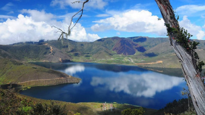 Danau Anggi Giji Manokwari