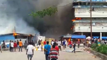 Kerusuhan di Fakfak, Papua Barat.
