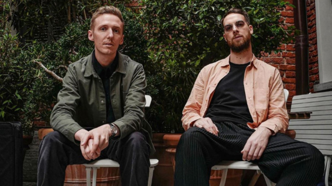 James Hatcher dan Andy Clutterbuck, personel Honne.