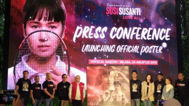 Poster Film Susi Susanti Love All