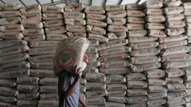 Volume Penjualan Pasar Domestik Semen Capai 13,492 Juta Ton,,, Semen Indonesia