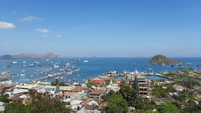 Pemandangan laut di Labuan Bajo
