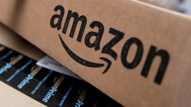 Tak Hanya Walmart, Tesla Juga Rugikan Amazon. (FOTO: Reuters/Mike Segar).