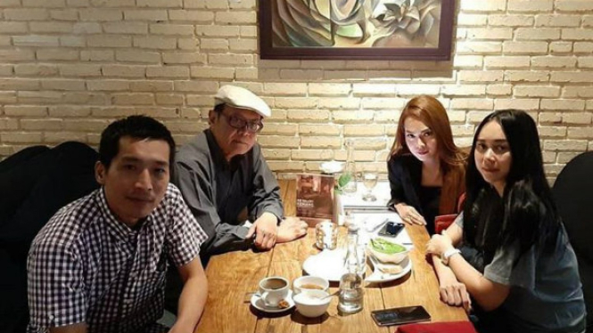 Yan Widjaya dan Aura Kasih