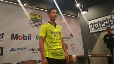 Kiper anyar Persib Bandung, Dhika Bhayangkara