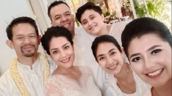 Kantongi Rp300 Miliar, Ini Gurita Bisnis Milik Suami Lulu Tobing. (FOTO: (Foto: Instagram Happy Salma ))