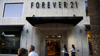 Bangkrut, Forever 21 Akan Tutup 350 Toko