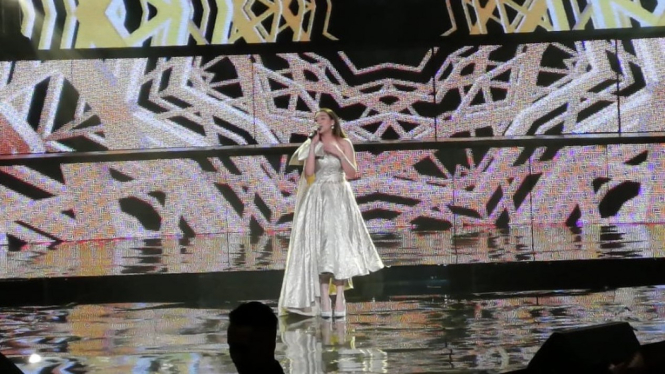 Aaliyah Massaid tampil di acara Miss Grand Indonesia 2019