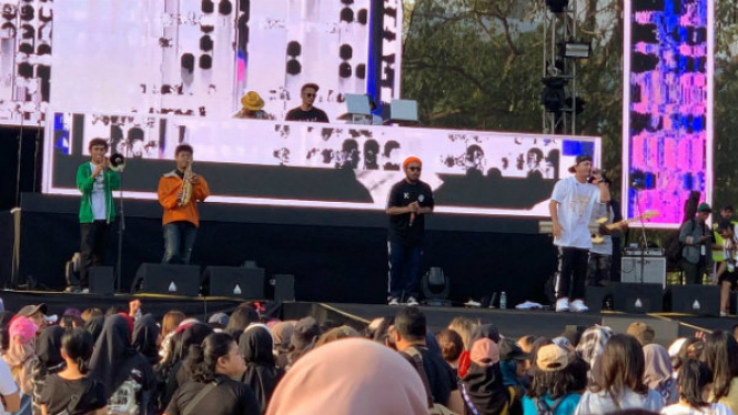 Tuan Tigabelas di Asian Sound Syndicate