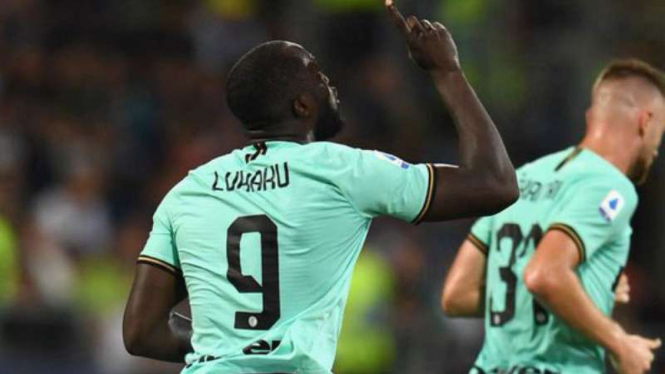 Striker Inter Milan, Romelu Lukaku jadi korban rasial suporter di Italia.