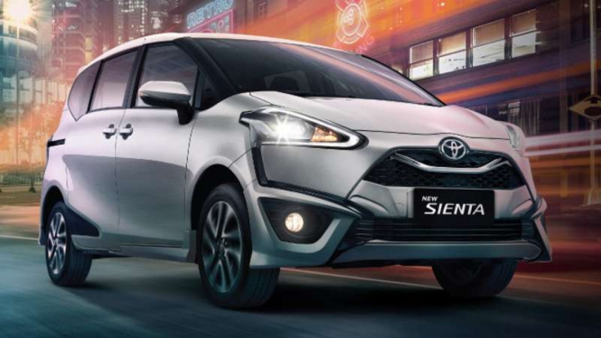 New Toyota Sienta