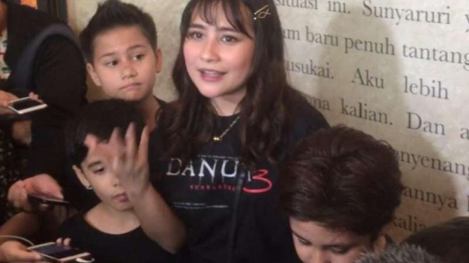 Prilly Latuconsina