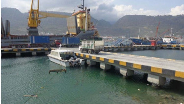 Dermaga Pelabuhan