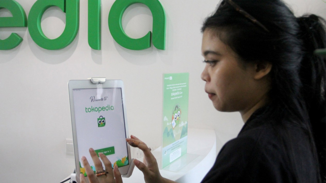 Tokopedia Care di Hari Pelanggan Nasional.