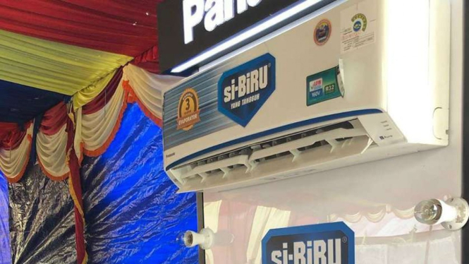 AC Panasonic si-Biru