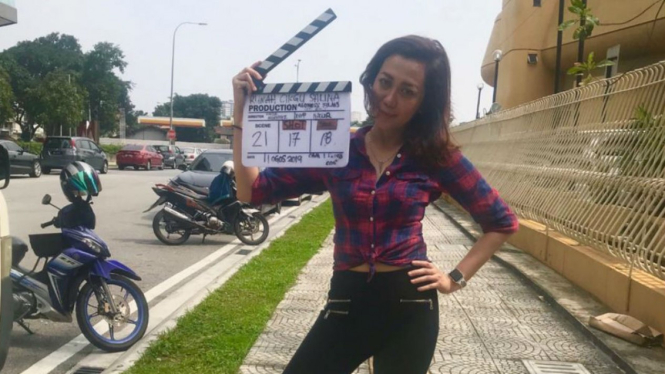 Dewi Amanda 