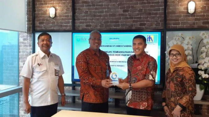 MOU dan HOA Proyek Pembangkit Listrik Tenaga Bayu (PLTB) di Mandalika.