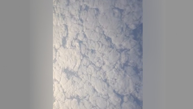 Awan stratocumulus di Jakarta Timur
