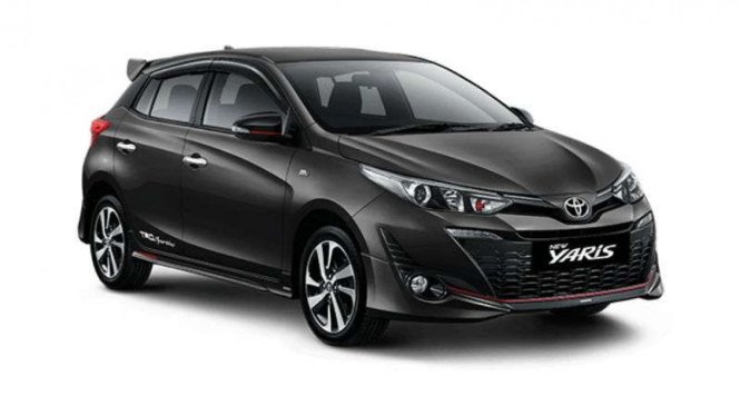 Toyota New Yaris dengan warna bodi Attitude Black Mica