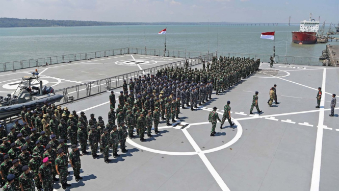 LATIHAN GABUNGAN TNI