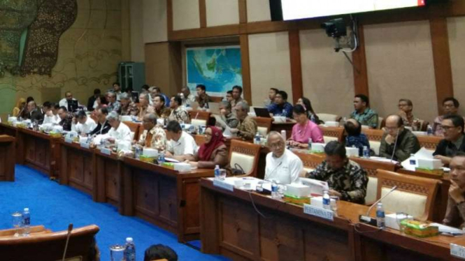 Rapat Komisi VII dengan SKK Migas.
