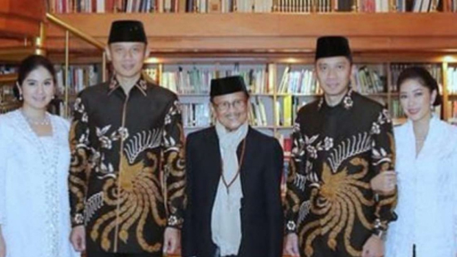 BJ Habibie bersama anak-mantu SBY