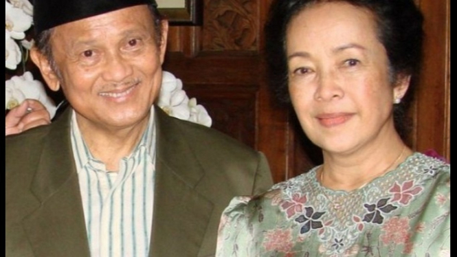 BJ Habibie dan Ainun