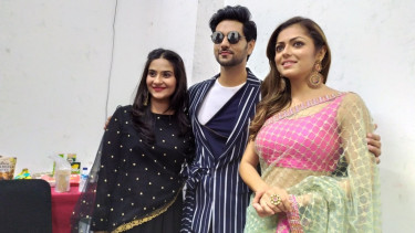 Shakti Arora, Drashti Dhami, dan Aditi Sharma.
