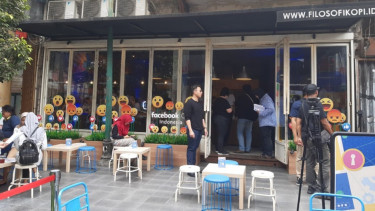 Facebook Cafe Indonesia