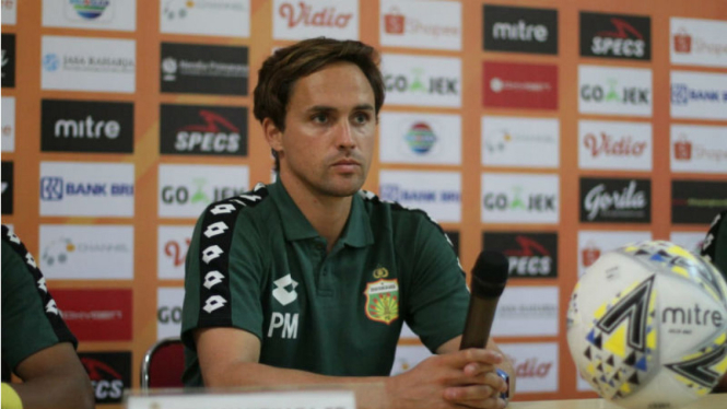 Pelatih Bhayangkara FC, Paul Munster
