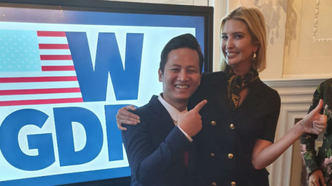 Ivanka Trump foto bersama Bupati Trenggalek