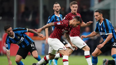 Pertandingan AC Milan vs Inter Milan
