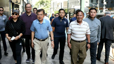 Wapres Jusuf Kalla olahraga jalan sehat di New York, Amerika Serikat.