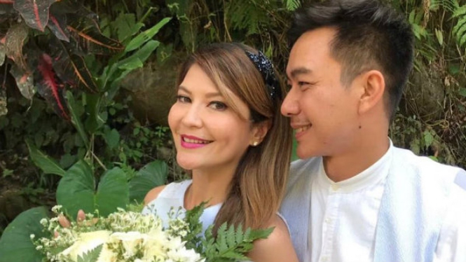 Tamara Bleszynski dengan pasangan barunya