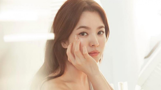 Song Hye Kyo.