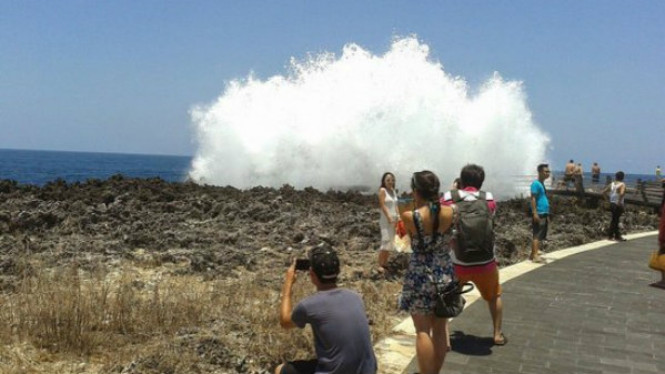 Waterblow Nusa Daa Bali
