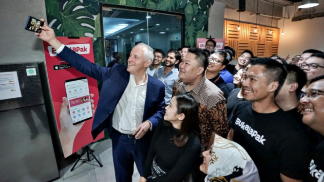 Mantan PM Australia Sambangi Bukalapak Bahas Soal.... (FOTO: Bukalapak)