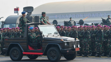 Apel kesiapan pasukan TNI.